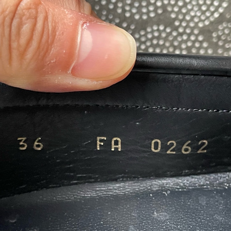 99新celine賽琳女鞋 流蘇樂福鞋36碼-12