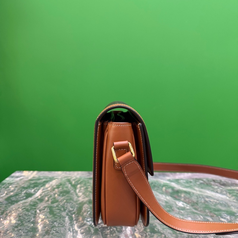 Celine赛琳凯旋门豆腐包老花teen 凯旋扣包 18.5*4*16,-2