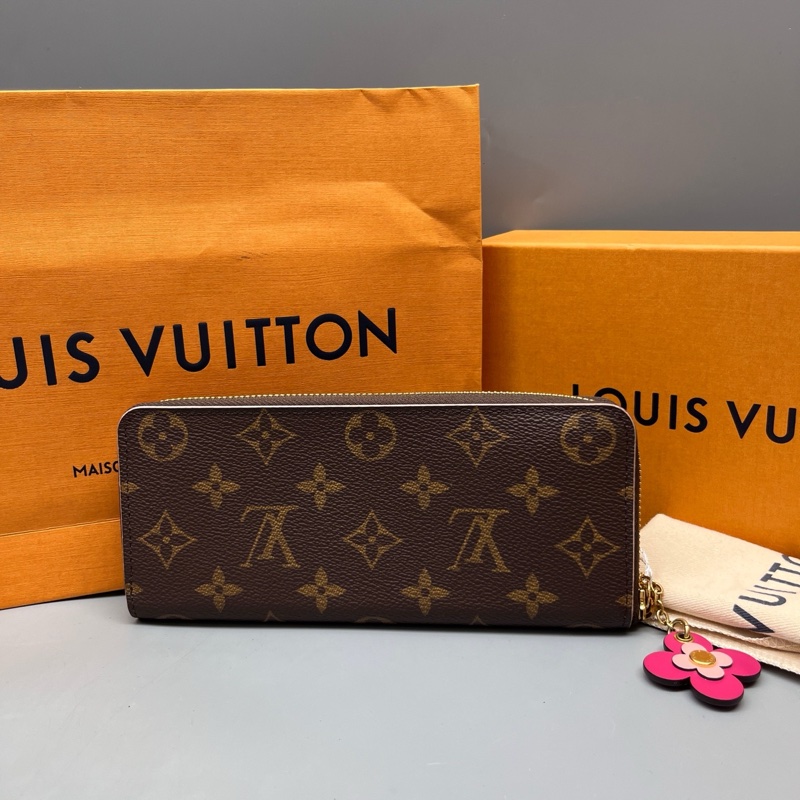 LV 98新 老花小花長款拉鍊錢包 尺寸19*9-1