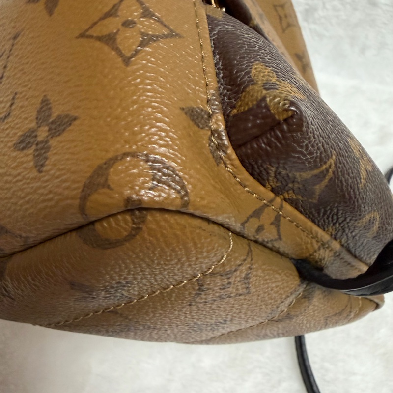 ▫️限量後背包的天花板▫️95新LV達芙妮限量小書包 雙色書包 後背包-7