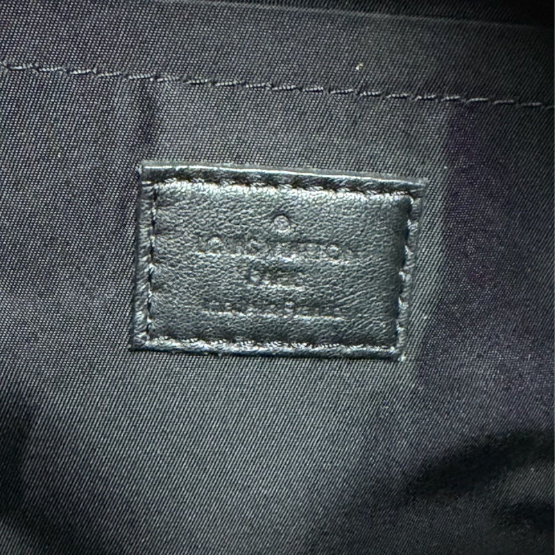 ▫️限量後背包的天花板▫️95新LV達芙妮限量小書包 雙色書包 後背包-12