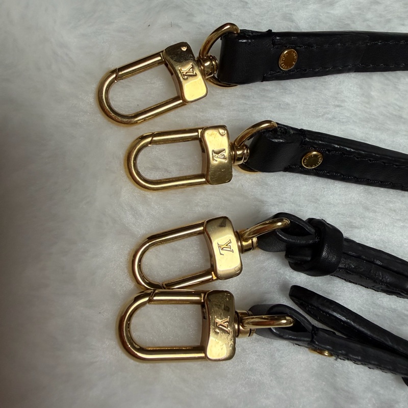 ▫️限量後背包的天花板▫️95新LV達芙妮限量小書包 雙色書包 後背包-20