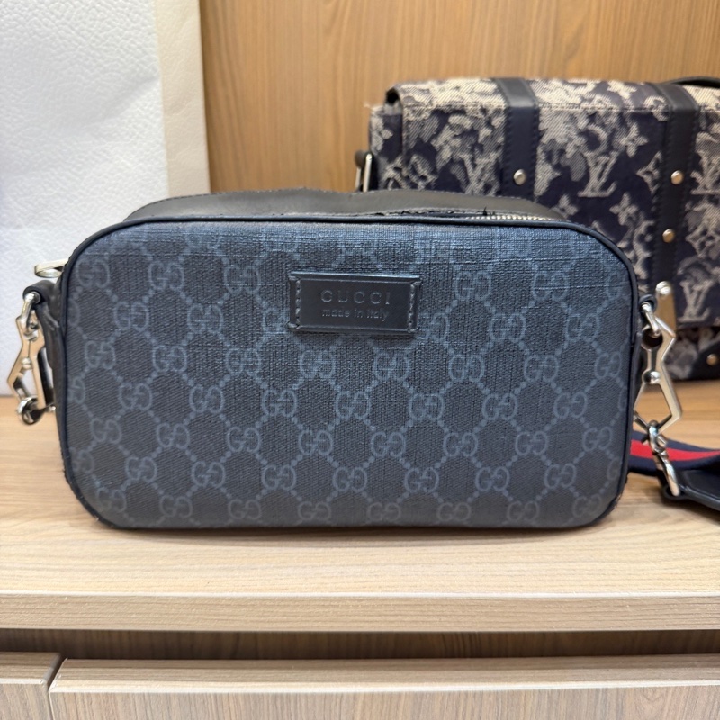 Gucci 古馳男包老花GG Supreme相機包帆布材質-0