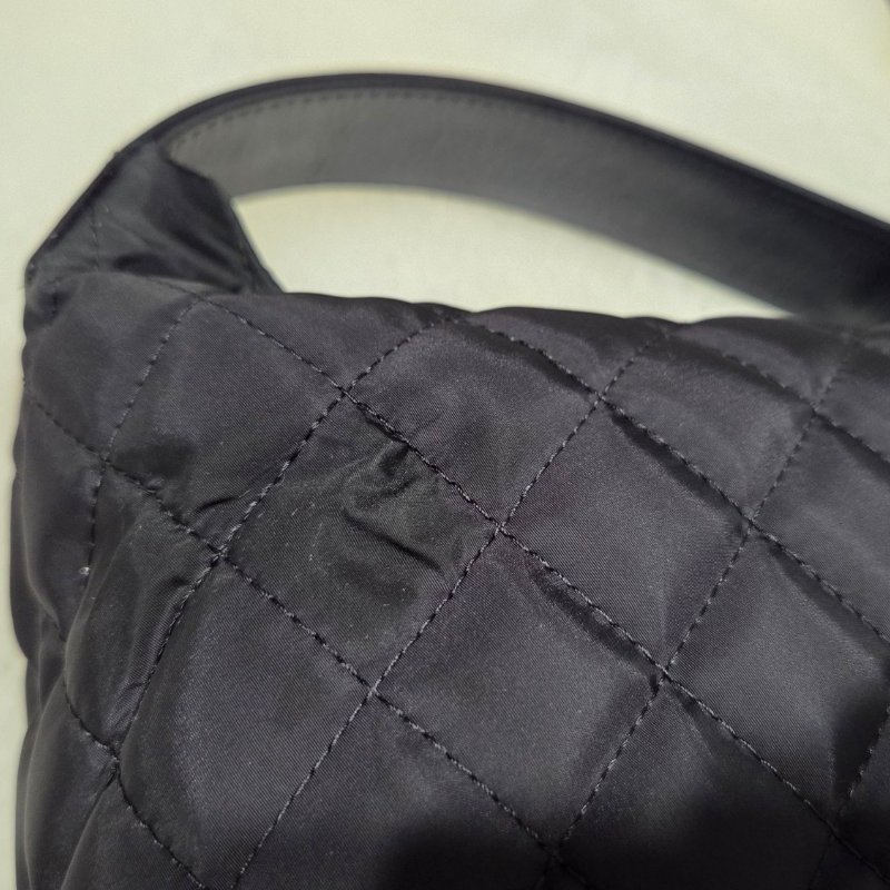 Chanel香奈兒菱格紋空氣飯盒包/ 空氣包/ 手提包-6