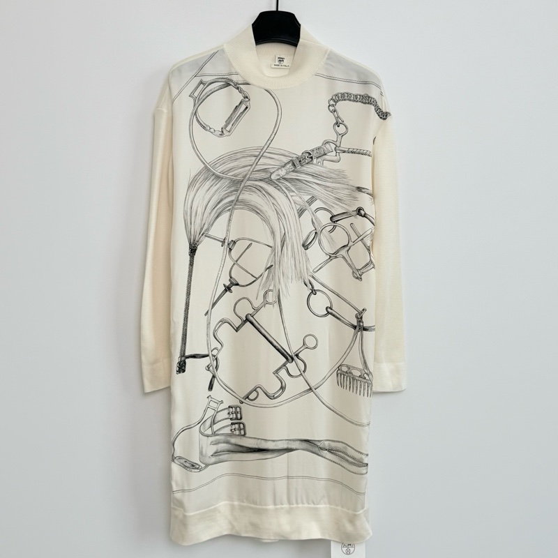 全新Hermes/愛馬仕/米白色高領長袖針織拼接真絲連衣裙/36碼-0