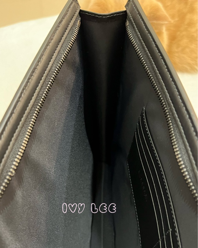 BURBERRY 黑 炭灰色 格紋拉鍊 手拿包 電腦包 正品 二手精品-10