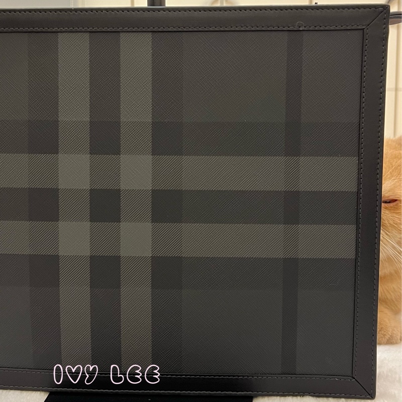 BURBERRY 黑 炭灰色 格紋拉鍊 手拿包 電腦包 正品 二手精品-19