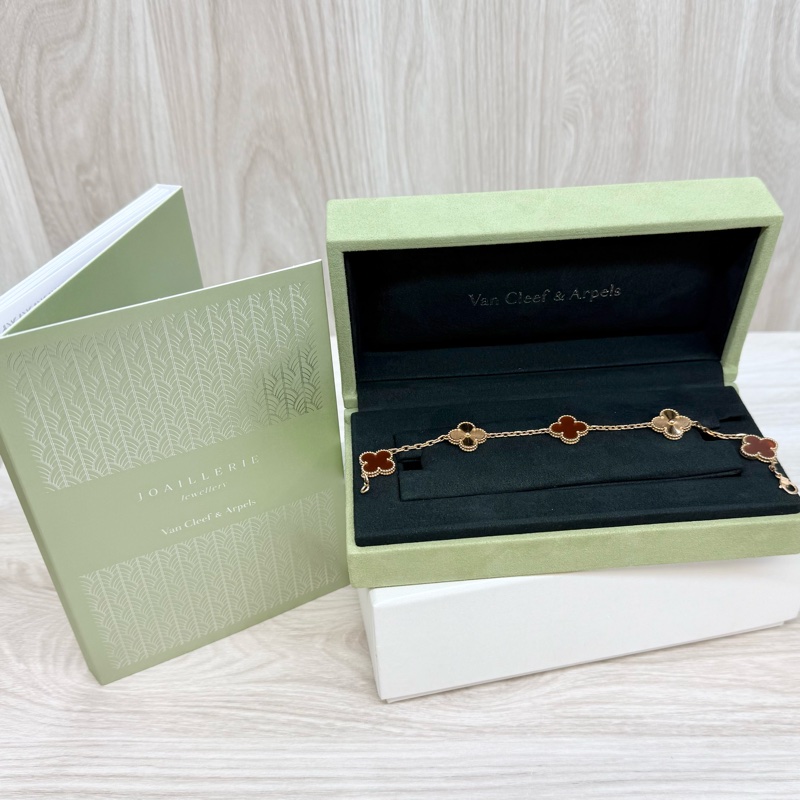 VCA 18K玫瑰金紅玉隨5枚四葉幸運圖案VCARP7RP00-1