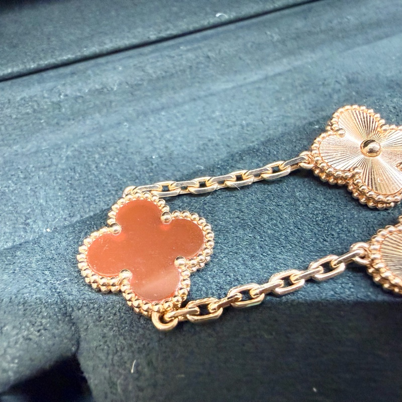 VCA 18K玫瑰金紅玉隨5枚四葉幸運圖案VCARP7RP00-3