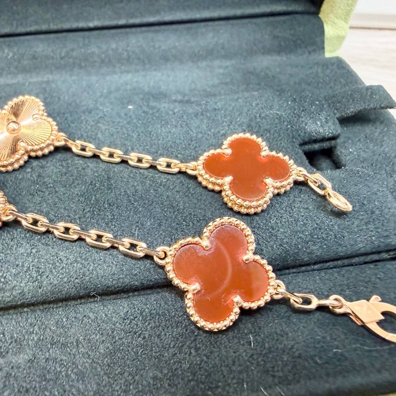 VCA 18K玫瑰金紅玉隨5枚四葉幸運圖案VCARP7RP00-8