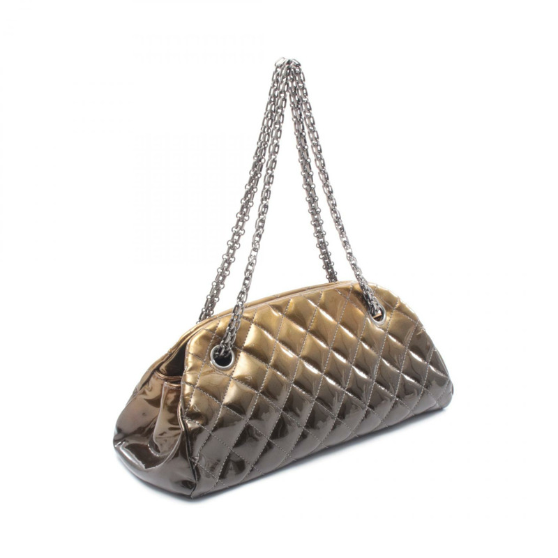 香奈兒 (CHANEL) Matelasse 迷你保齡球肩背包 A49853 漆皮卡其色 二手 SHW-1