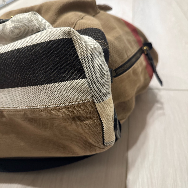 Burberry經典後背包-8