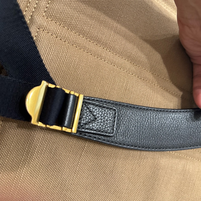 Burberry經典後背包-13