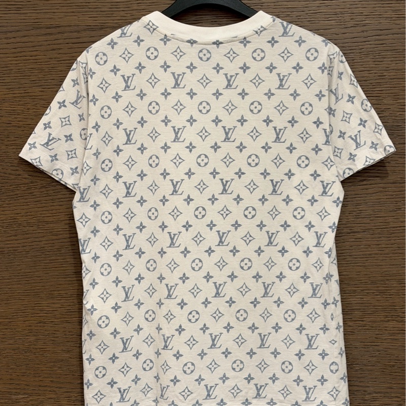 LV白色老花短袖-1