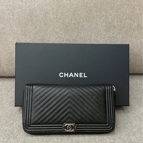 香奈兒荔枝皮BOY長夾