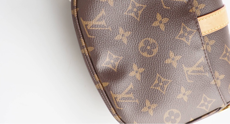 LV 单肩包 Saumur BB-7