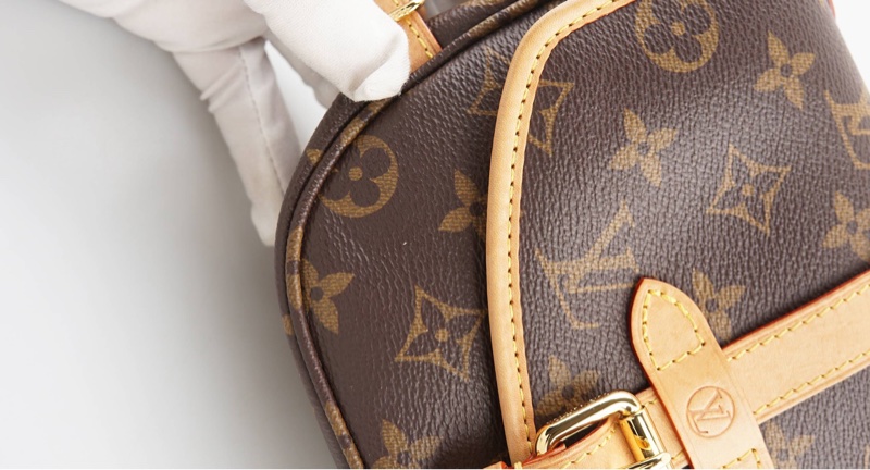 LV 单肩包 Saumur BB-9