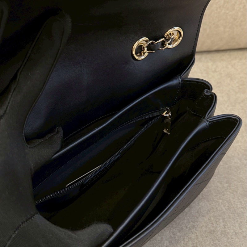 香奈兒黑色風琴包-5