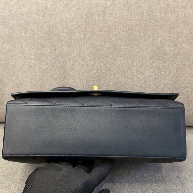 香奈兒黑色風琴包-7