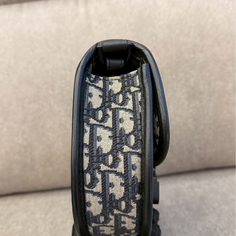 DIOR saddle馬鞍圓側背包-1