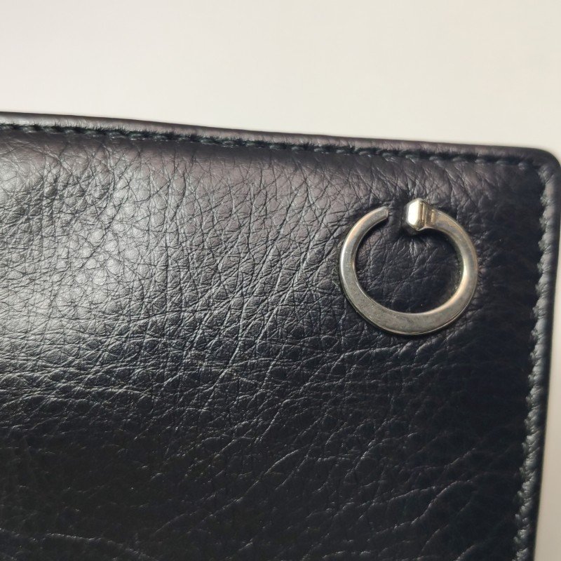 Gucci牛皮純色G字logo對折錢包-11