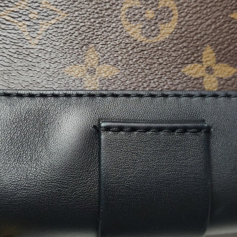 Louis Vuitton (LV)LockyBB牛皮老花鎖頭包斜背包單肩包晶片款-17