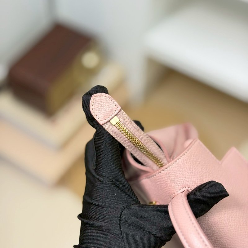 🏷️Celine 瑟琳．Pico Belt 鯰魚包 已停產絕版-19