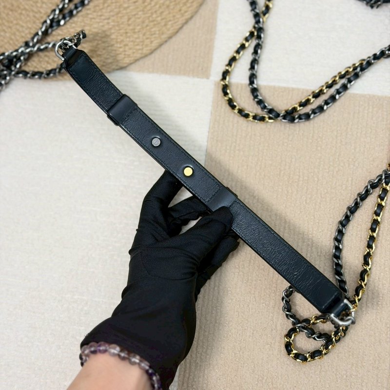 (激新✨五金膠膜留給你撕)🏷️Chanel 香奈兒.Gabrielle 流浪包 小號-23