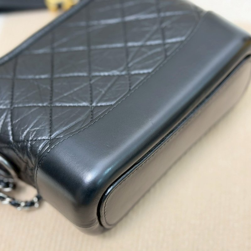 (激新✨五金膠膜留給你撕)🏷️Chanel 香奈兒.Gabrielle 流浪包 小號-24