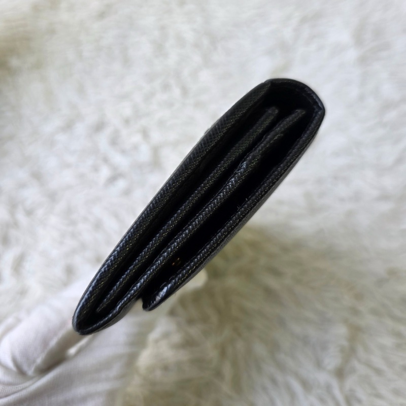 Prada經典三角牌長夾-3