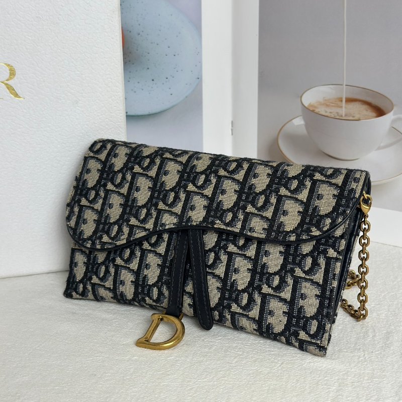 DIOR Saddle WOC鍊包-3