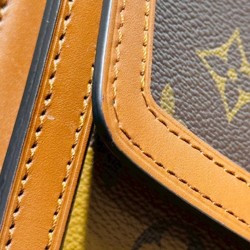 Louis Vuitton 達芙妮 斜背鏈條包 晶片款-7