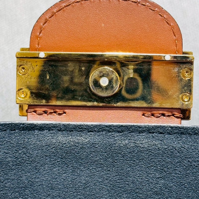 Louis Vuitton 達芙妮 斜背鏈條包 晶片款-22