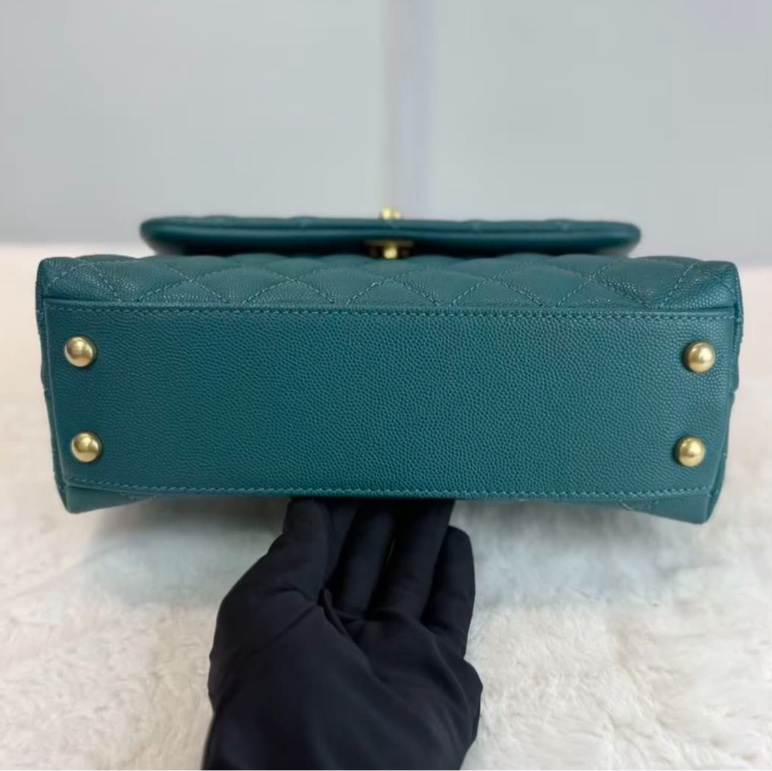 CHANEL香奈兒 Coco Handle 小號 翡翠綠金扣 荔枝紋牛皮 手柄壓花 可拆卸肩帶 經典菱格口蓋包 時尚單肩手提包 女款 現貨-7