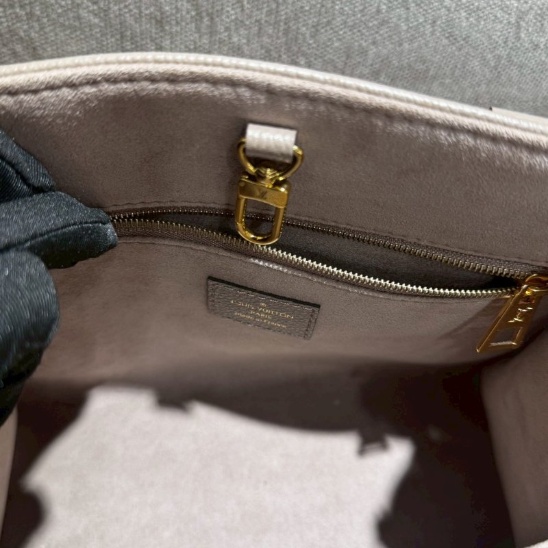 Louis Vuitton 斑鳩灰PM ON-The-Go-24