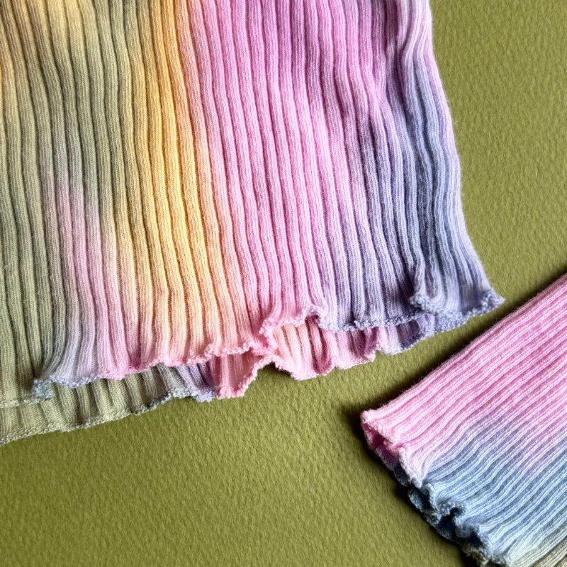 ::MIUMIU:: 春夏粉彩綠坑條合身上衣 Logo Print Top in Tie Dye Ribbed Knit Jersey-5