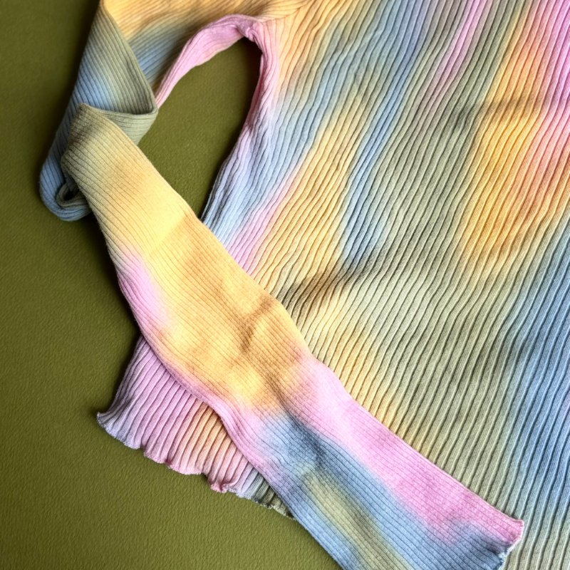 ::MIUMIU:: 春夏粉彩綠坑條合身上衣 Logo Print Top in Tie Dye Ribbed Knit Jersey-21