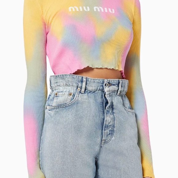 ::MIUMIU:: 春夏粉彩綠坑條合身上衣 Logo Print Top in Tie Dye Ribbed Knit Jersey-0