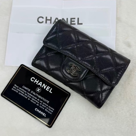 Chanel CC Bag 黑色羊皮菱格絎縫雙C Logo零錢包
