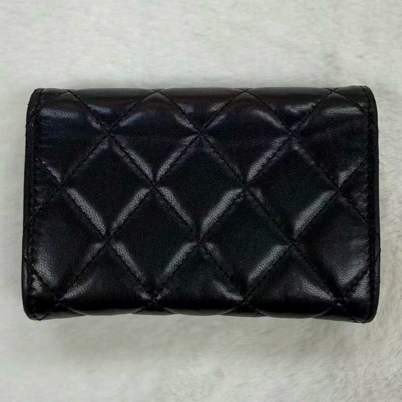 Chanel CC Bag 黑色羊皮菱格絎縫雙C Logo零錢包-1