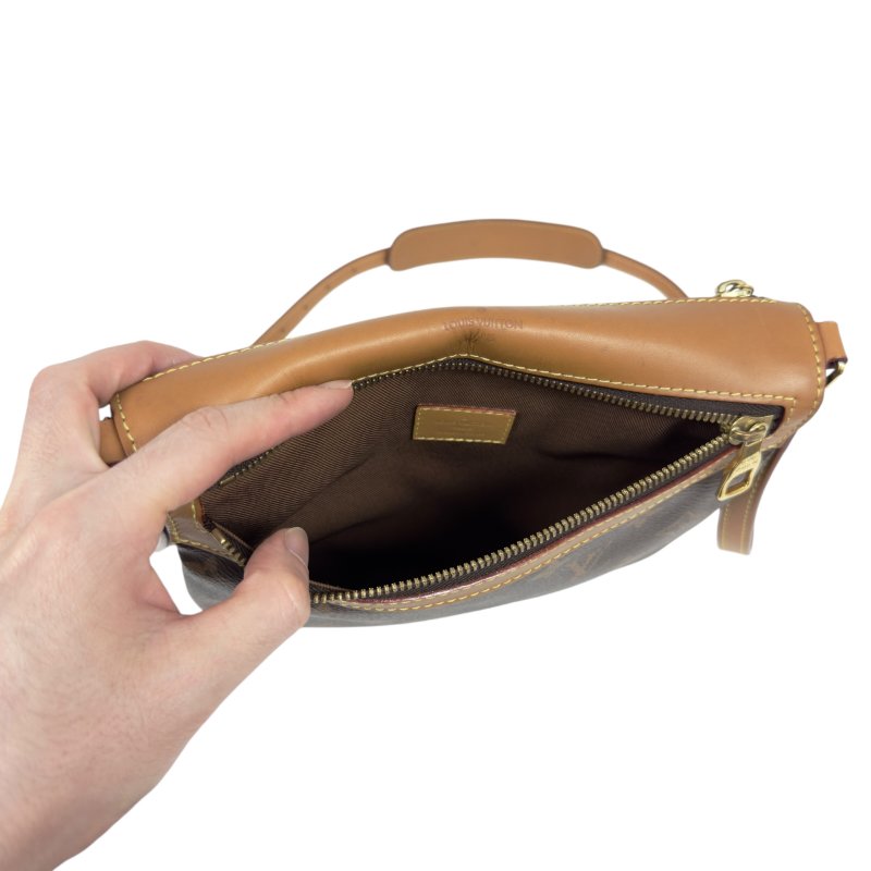 LOUIS VUITTON Saumur 新雙子星 老花 斜揹袋-17