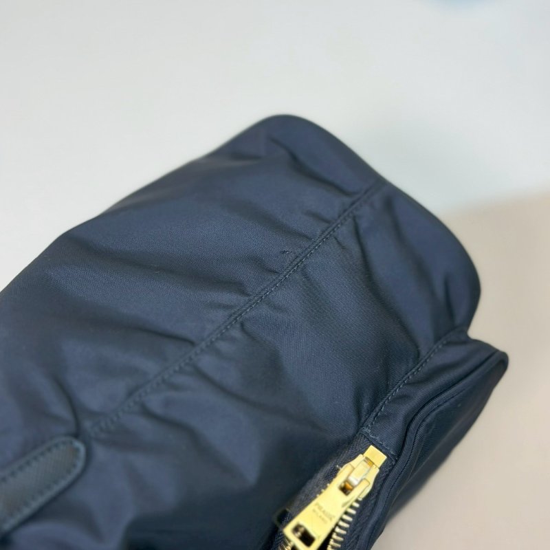 （稀有補貨✨✨）🏷️Prada 普拉達．Duet Re-Nylon 小水桶-20