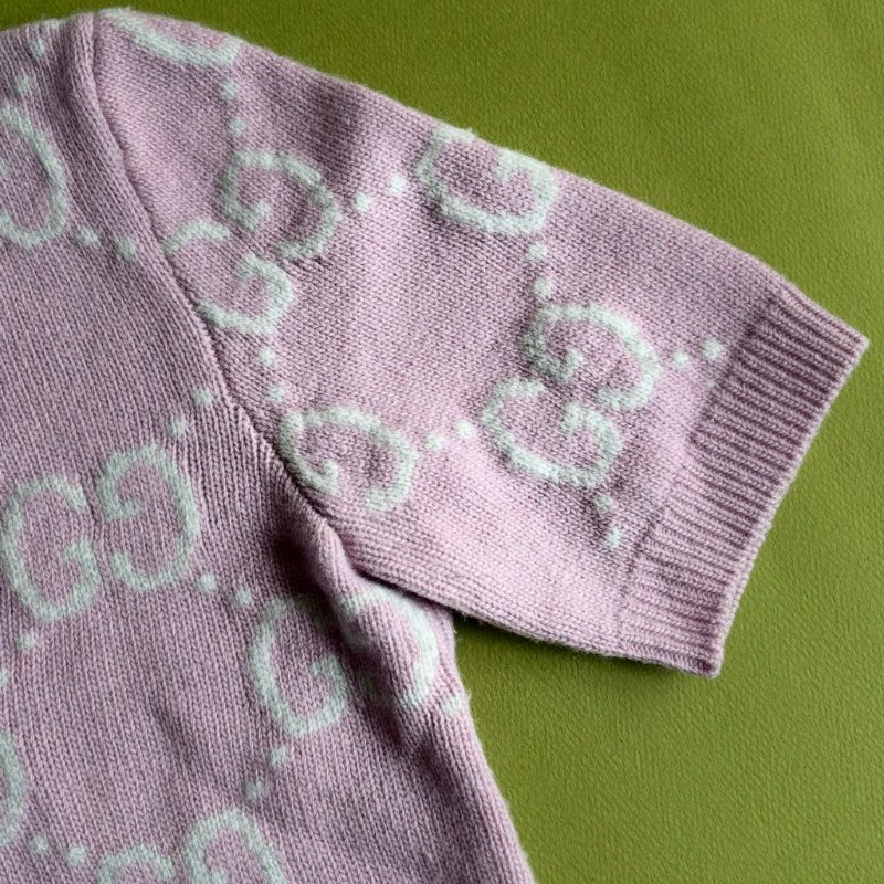 專櫃新款 ::GUCCI:: GG knit wool top in pink 白雙G滿版粉色羊毛圓領上衣-4