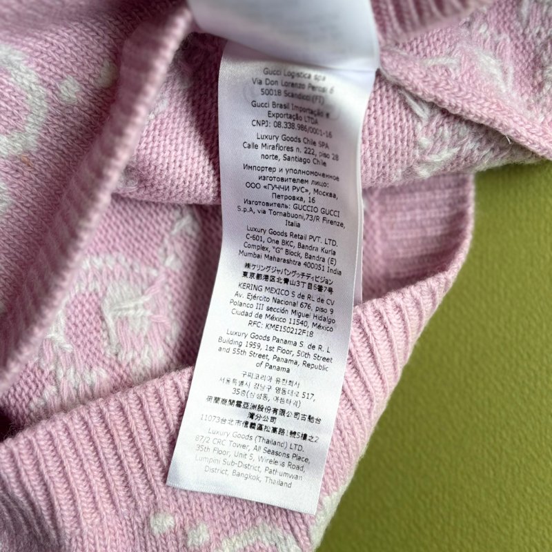 專櫃新款 ::GUCCI:: GG knit wool top in pink 白雙G滿版粉色羊毛圓領上衣-9
