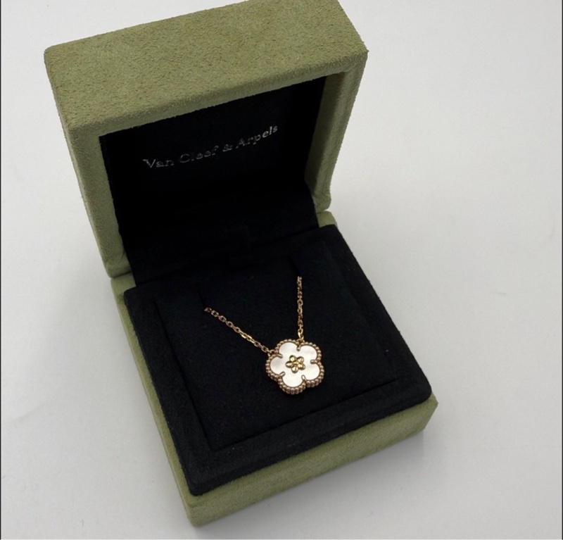 VCA梵克雅寶 項鍊 Lucky Spring系列 18k玫瑰金 珍珠白貝母白梅花項鍊 經典熱門首飾 25年4月卡全套-1