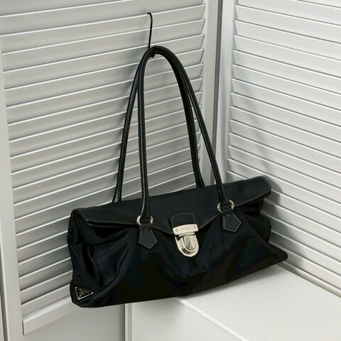 🏷️Prada 普拉達．Shoulder 中古長法棍/客人寄賣