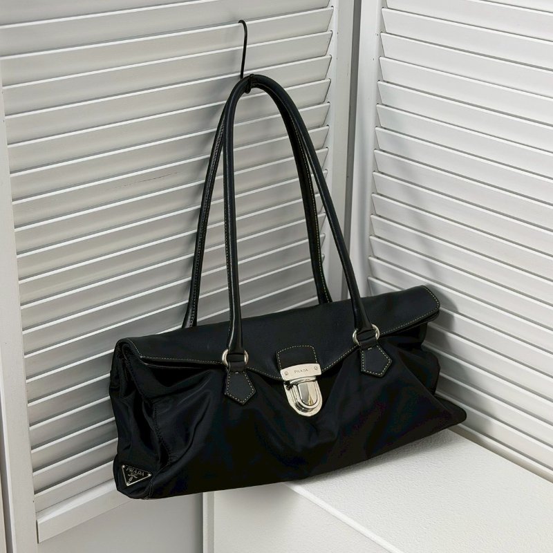 （酷颯美女快看😎）🏷️Prada 普拉達．Shoulder 中古長法棍/客人寄賣-0