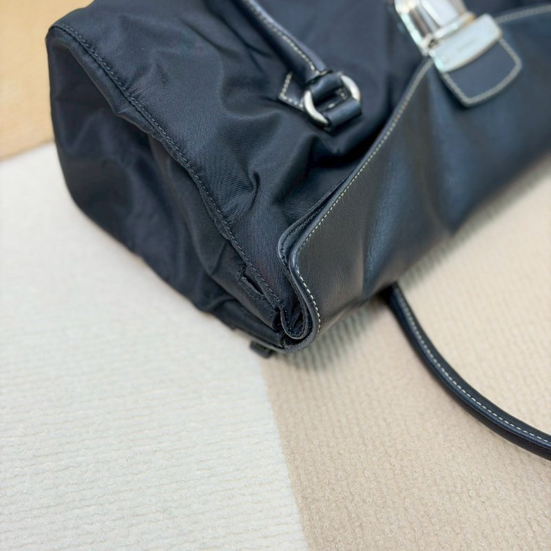 （酷颯美女快看😎）🏷️Prada 普拉達．Shoulder 中古長法棍/客人寄賣-8