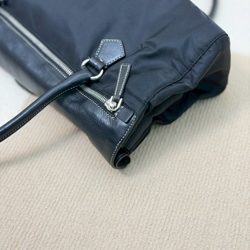 （酷颯美女快看😎）🏷️Prada 普拉達．Shoulder 中古長法棍/客人寄賣-11