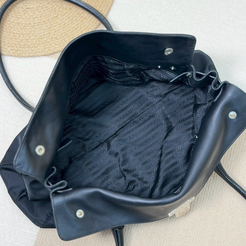 （酷颯美女快看😎）🏷️Prada 普拉達．Shoulder 中古長法棍/客人寄賣-17